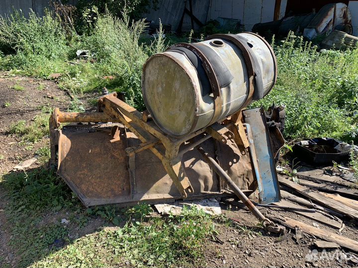 Щётка подметальная на трактор