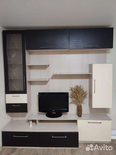 Шкаф стенка