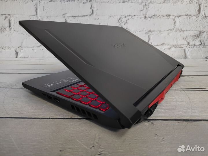 Мощный игровой Acer Nitro 5