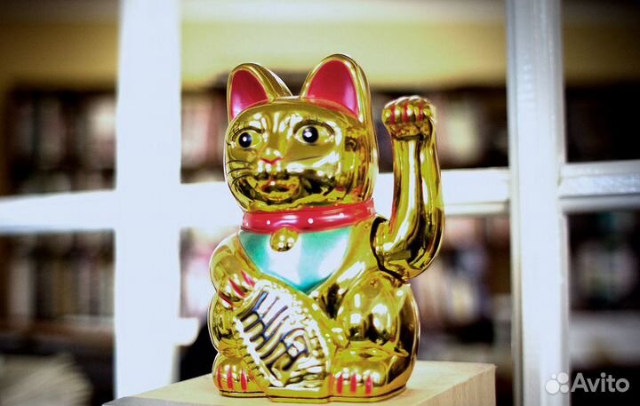 Талисман золотистый кот Манэки-нэко 20см