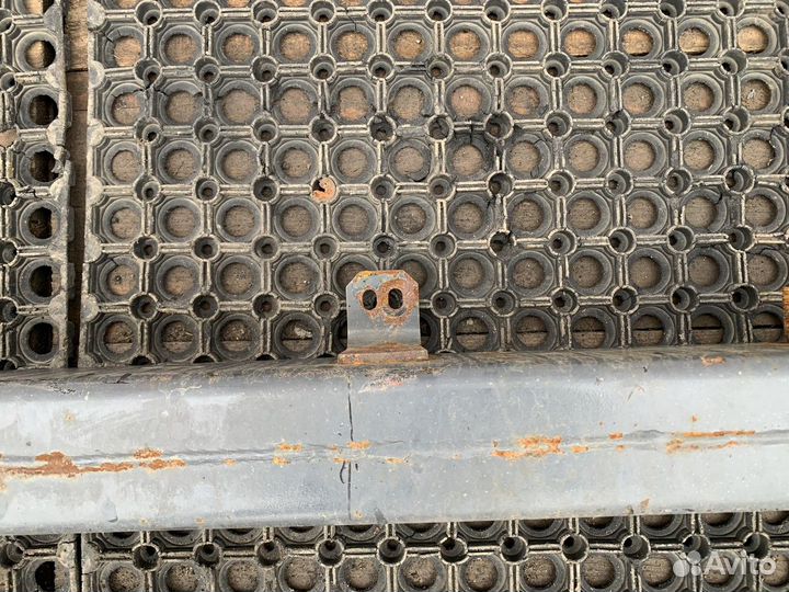 Усилитель переднего бампера Daf CF, Daf XF105