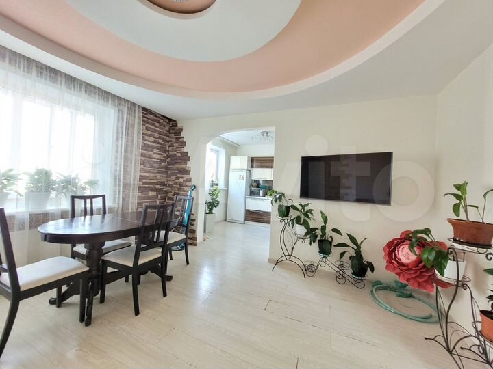 4-к. квартира, 77 м², 4/5 эт.