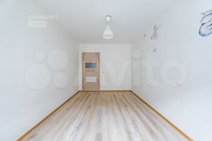 2-к. квартира, 52,1 м², 1/12 эт.