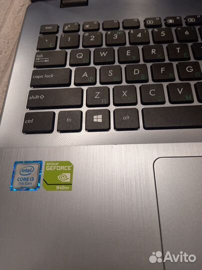 Продам ноутбук asus vivobook x542u i3