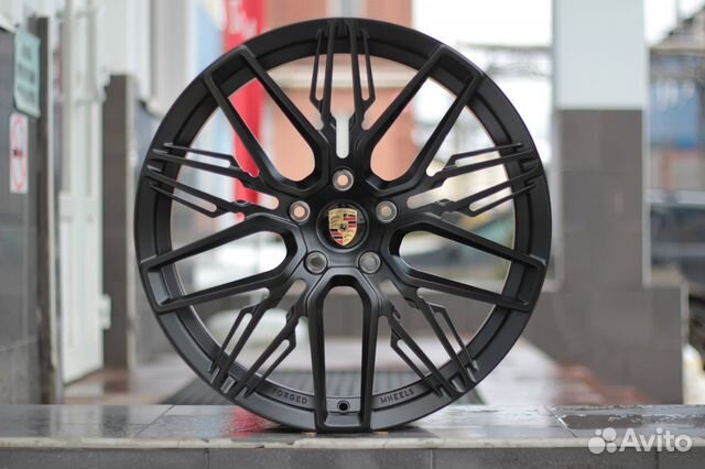 Кованые диски GT Forgrd R21 на Porsche Cayenne