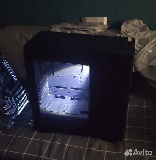 Корпус nzxt H440