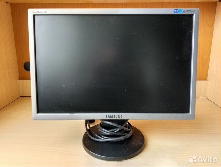 Монитор Samsung