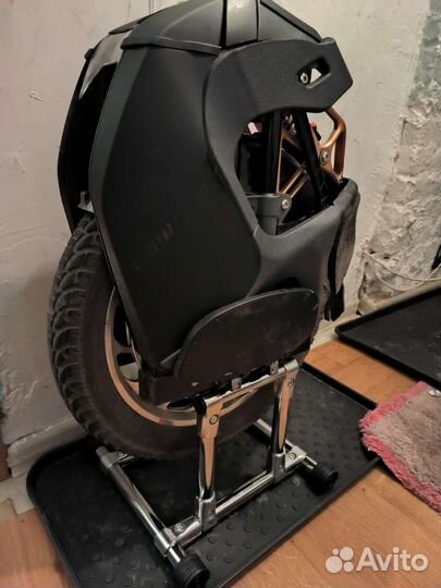 Обучение езде на моноколесе