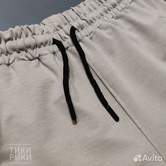 Шорты мужские Lacoste