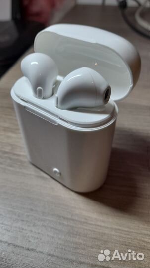 Беспроводные наушники