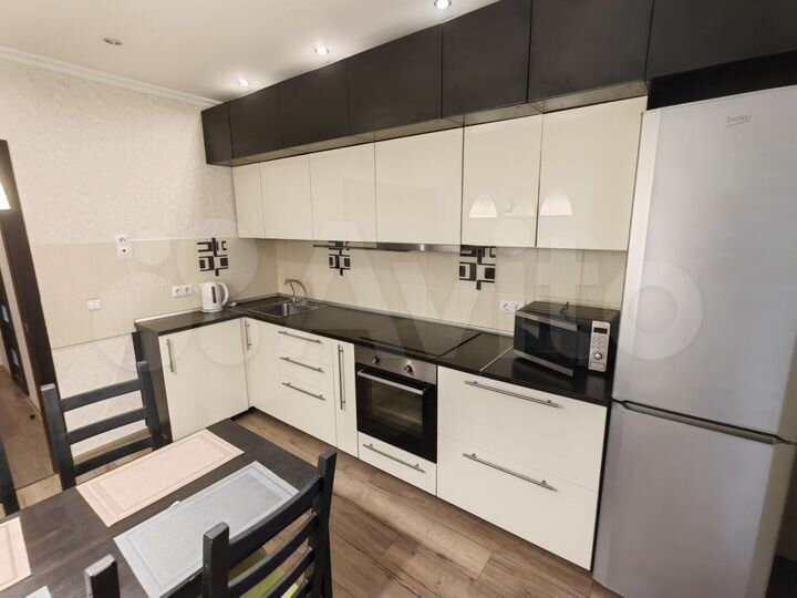 2-к. квартира, 64 м², 7/12 эт.