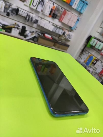 Телефон Xiaomi Mi 9 Lite