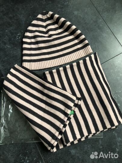 Комплект шапка и шарф Benetton