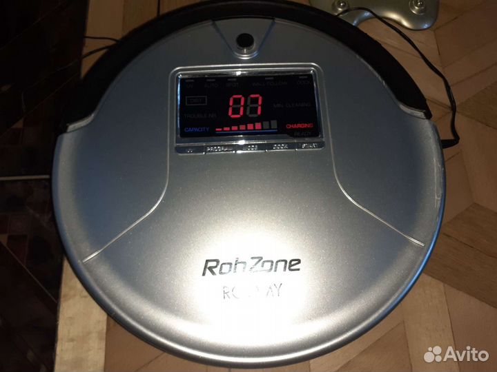 Робот-пылесос RobZone Roomy silver