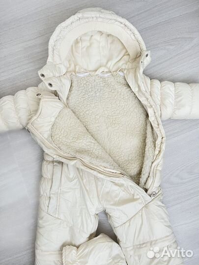 Продам зимний комбинезон на девочку как новый