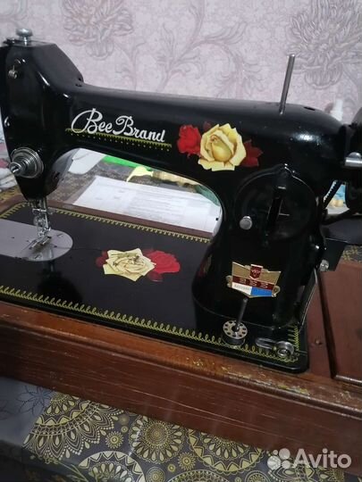 Швейная машина