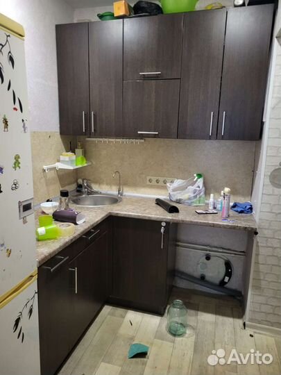 Кухонный гарнитур бу с холодильником