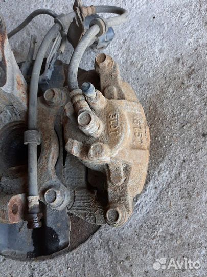 Суппорт тормозной передний левый Mitsubishi ASX