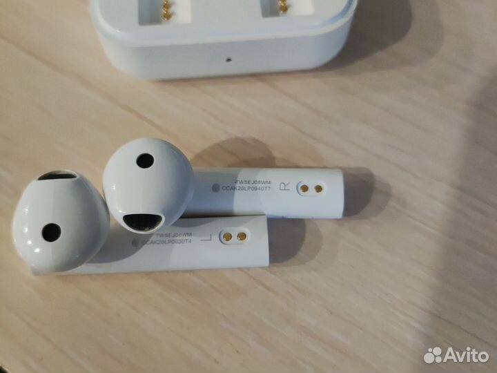 Беспроводные наушники mi