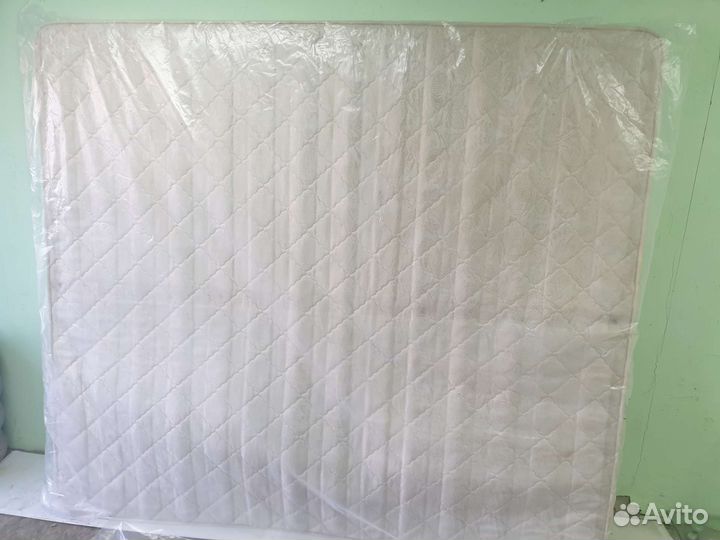 Матрас 180х200 бу