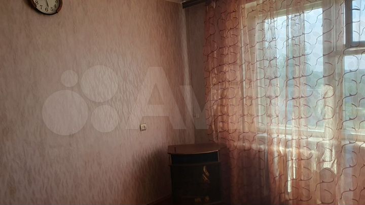 2-к. квартира, 54 м², 2/5 эт.