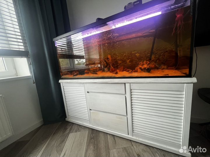 Продам аквариум с тумбой