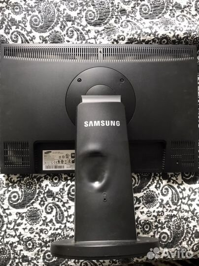 Монитор Samsung 22 дюйма