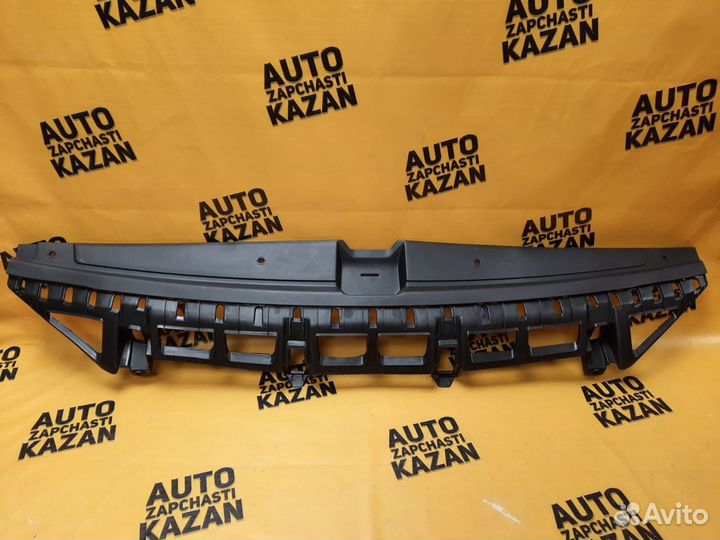 Накладка замка капота Hyundai Solaris 2 2017-2020