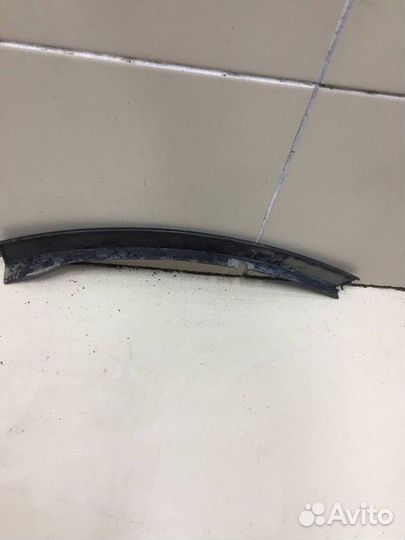 Накладка переднего бампера левая Toyota RAV4