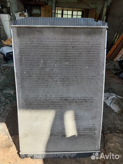 Радиатор охлаждения cursor - 10 stralis