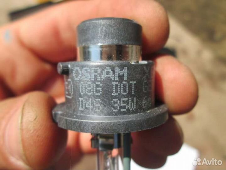 Лампа Toyota Prius ZVW30 2ZR-FXE 2012