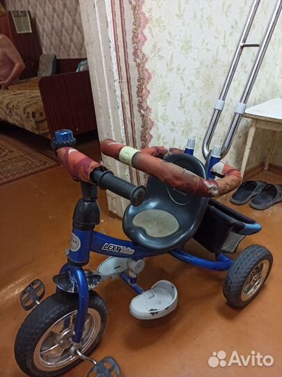 Трехколесный велосипед- с управляем ручкой с зади