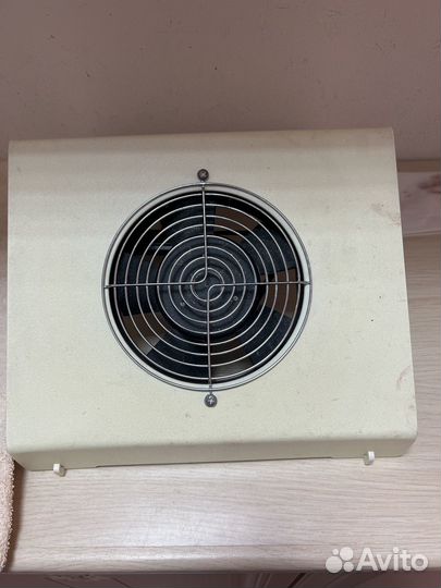 Вытяжка для маникюра emil