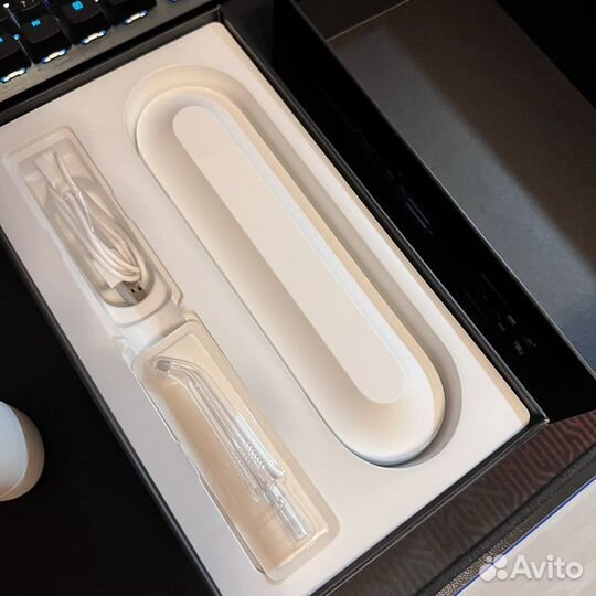 Ирригатор Xiaomi Oclean W1