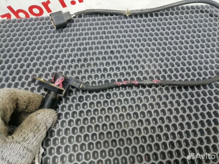 Датчик ABS задний правый Mitsubishi Lancer Cedia