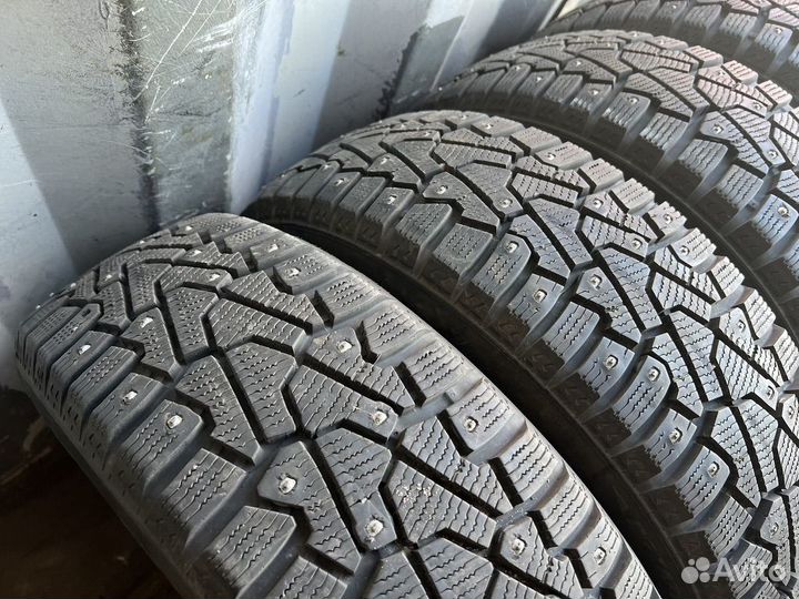 Pirelli Ice Zero 185/65 R15 92T