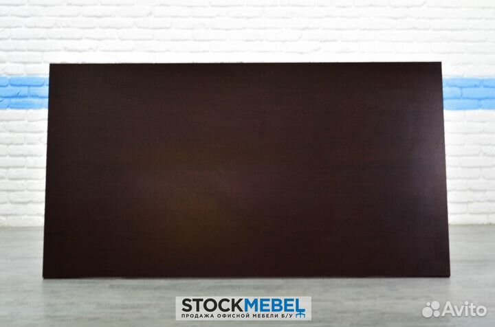 Офисная мебель. Стол