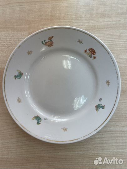 Детские тарелки СССР, Чайка, Пролетарий