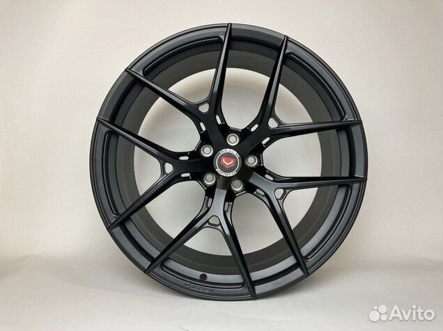 Кованые разноширокие диски Vossen Design R21 5x112