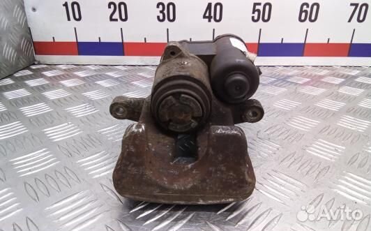 Суппорт тормозной задний правый volkswagen passat