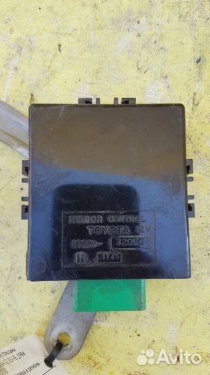 Блок управления зеркалами Toyota Vista Sv32