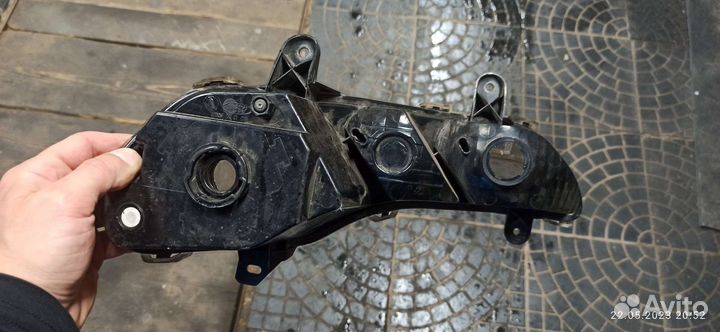 Противотуманная фара Ford Kuga 2