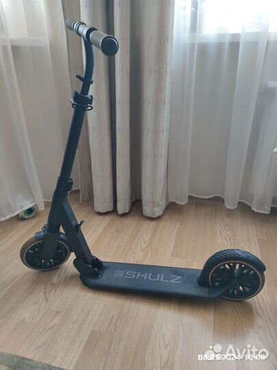 Самокат взрослый shulz
