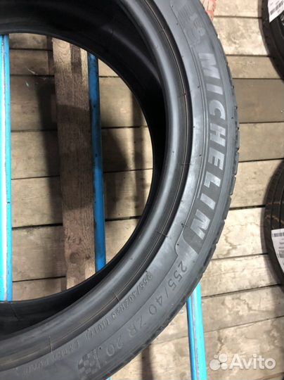 Michelin Pilot Sport 4 S 255/40 R20
