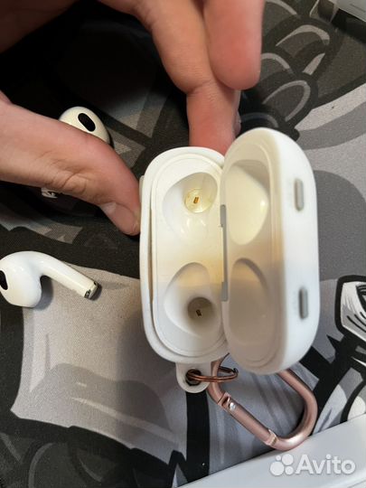 Apple airpods 3 magsafe charging case