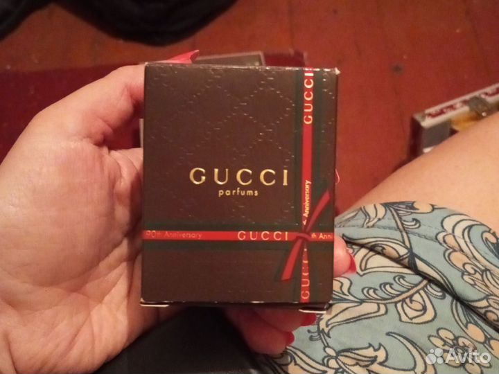 Парфюмированная свеча Гуччи
