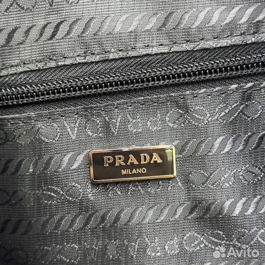 Рюкзак Prada Re-Nylon