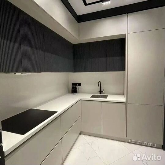 Угловой кухонный гарнитур современный