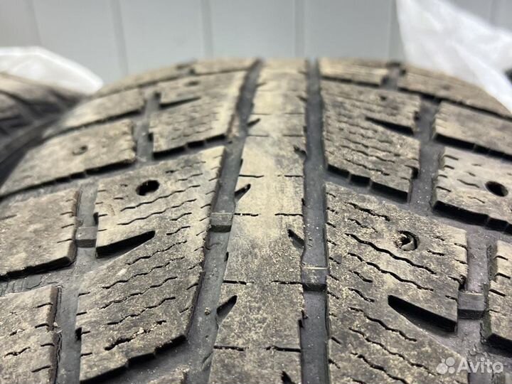 Minerva Eco Stud SUV 215/60 R17 96T