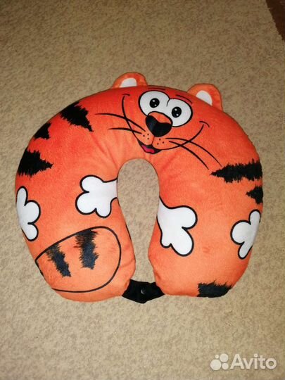 Подушка дорожная для шеи в машину и самолет